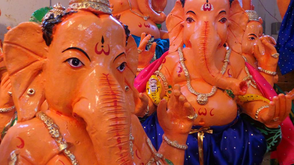 Ganapathi Idols in clay