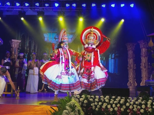 Bhima and Dussasana - Kathakali Kathakali- Dussasana Vadham