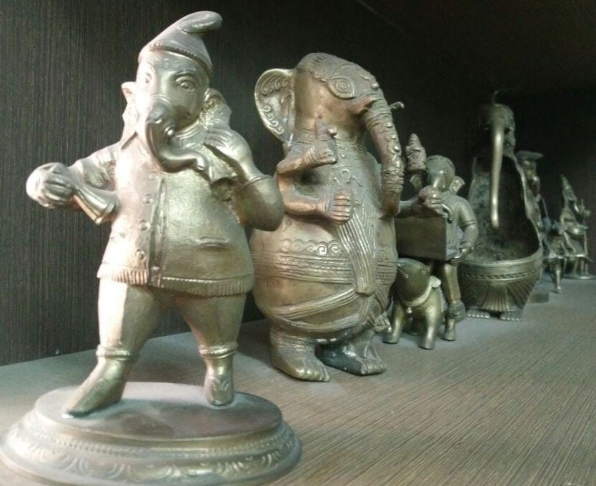 The quirky collection in Dhokra Ganapathi sculptures and paintings