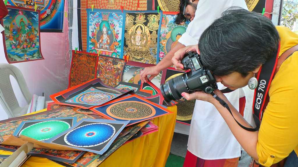 Capturing the beauty of handmade A Hundred Hands Experience handmade