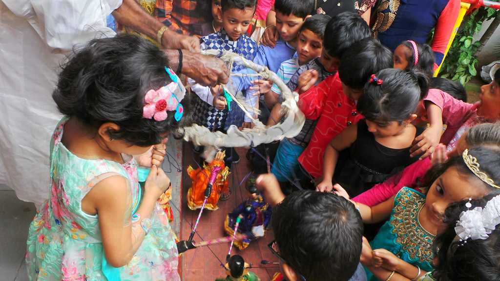 The Puppet show by Rangaputhali at Sankalpa