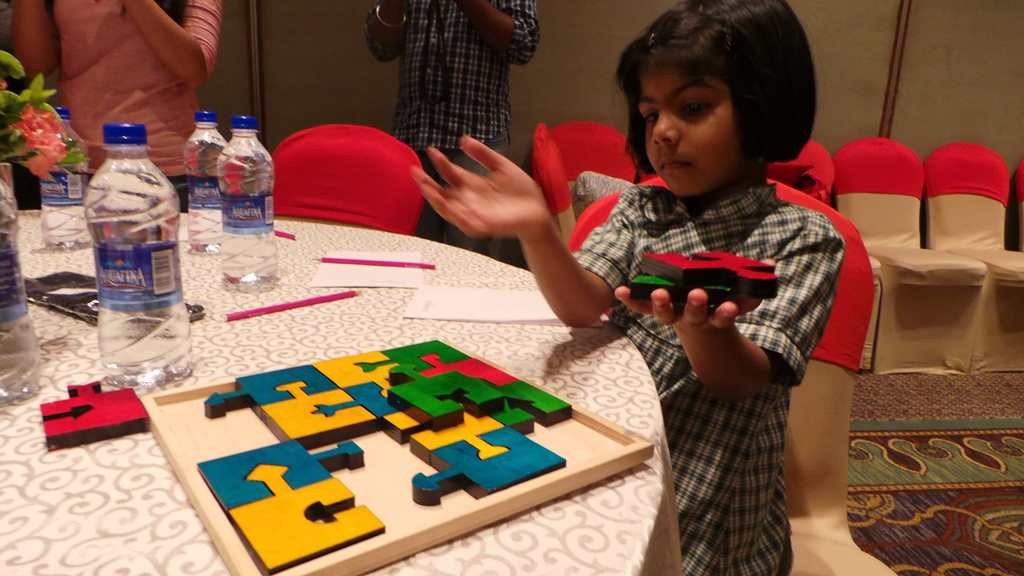 Exploring solutions. Skola toys. Touch and feel vs touchscreen Touch and feel Vs Touchscreen