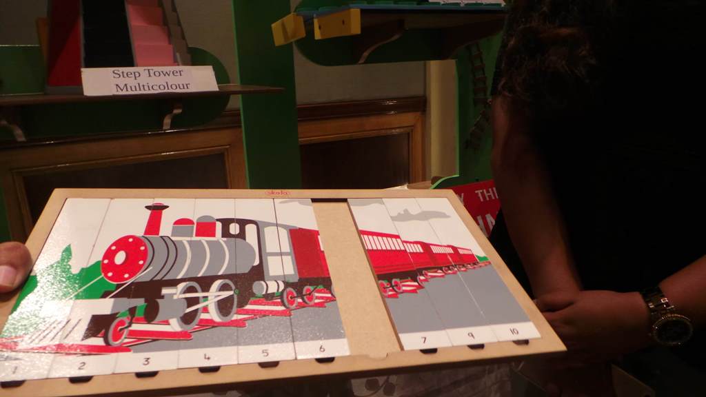 Exploring solutions. Skola toys. Touch and feel vs touchscreen Touch and feel Vs Touchscreen
