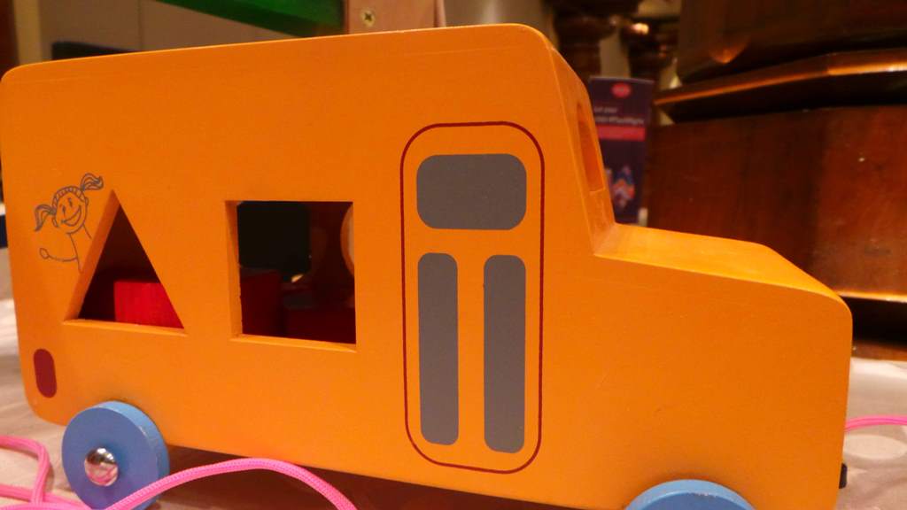 Exploring solutions. Skola toys. Touch and feel vs touchscreen Touch and feel Vs Touchscreen