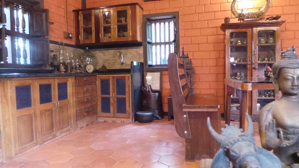 Heritage home Mayagundi Building materials from demolished homes